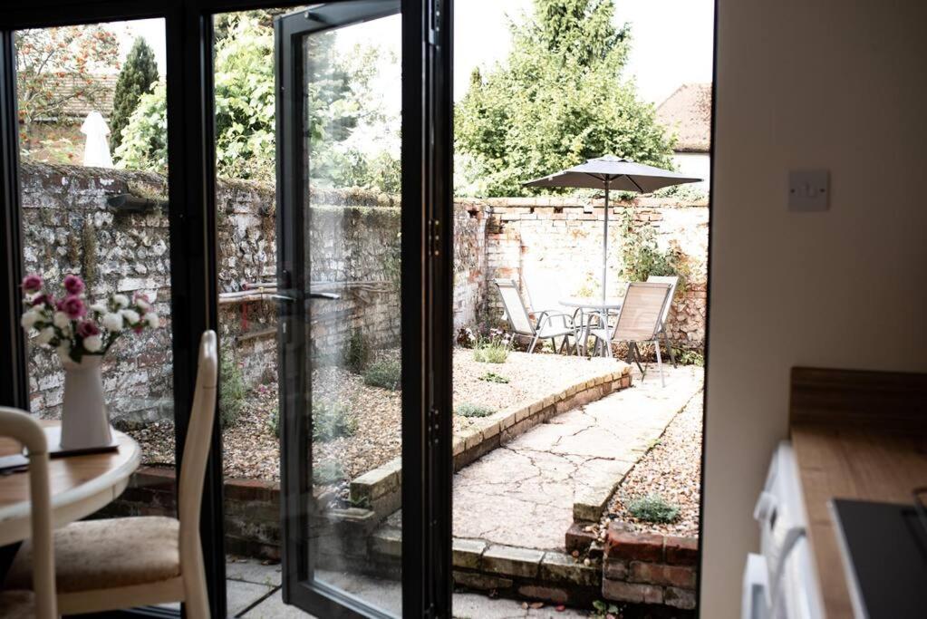Braybrooke Cottage, *