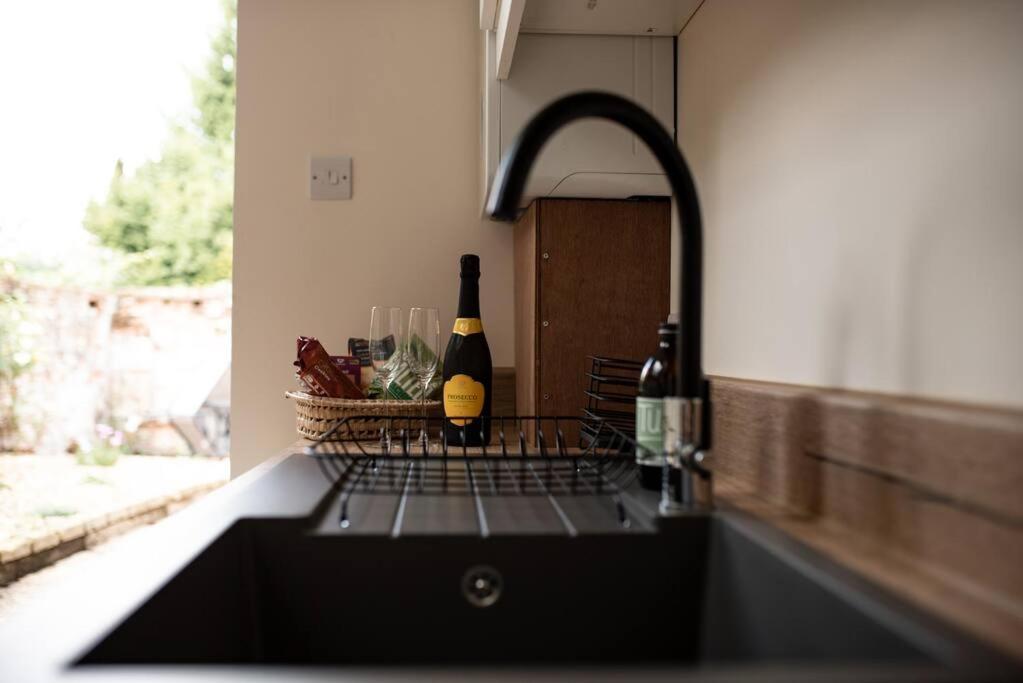 Braybrooke Cottage, Holiday home *