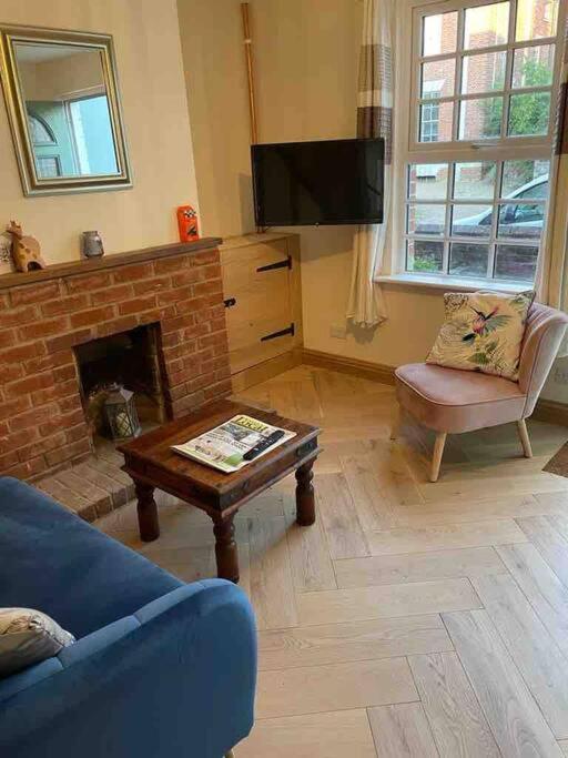 Braybrooke Cottage, *
