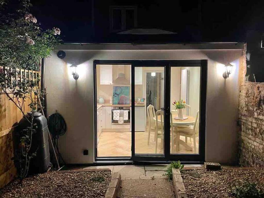 Braybrooke Cottage, * Saffron Walden